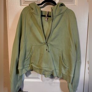 Lululemon oversized half zip scuba💚